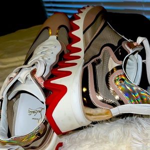 Gorgeous Christian Louboutin Sneakers. Rose gold and beige